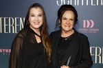 Amsterdam 9 december 2024
Premiere Schitetrend met in de hoofdrollen Holly Brood Gijs Scholten v Asschat Caro Lenssen Hannah Hoekstra Maarten Heijemans Bobbie Mulder Sidar Toksoz  in Tuschinski. Xandra Brood en Lola Brood