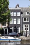 Amsterdam 31 mei 2023
Nieuwe huis Youp van t hek en Debby petter