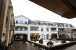 Laren 9 januari 2026
Andre v Duin heeft onlangs de penthouse gekocht naast de penthouse die hij afgelopen zomer kocht . Hij gaat van de 2 appartementen 1 appartement maken