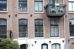 Amsterdam 29 december 2025
Zanger Antoon zijn oude huis staat leeg en hij heeft een nieuw appartement gekocht in het complex Pontsteiger