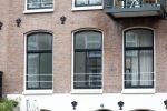 Amsterdam 29 december 2025
Zanger Antoon zijn oude huis staat leeg en hij heeft een nieuw appartement gekocht in het complex Pontsteiger
