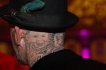 Amsterdam 6 december 2025
Diversity sport gala in het scheepvaartmuseum . Ben Saunders kwam met zijn vriendin . Ben heeft achter op zijn hoofd een tatoo van zijn kind en vriendin staan