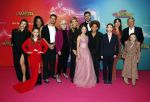 Amsterdam 7 december 2025
Premiere Juf Braaksel in Pathe Noord . cast met oa Nicolette v Dam Victoria Koblenko Martin v d Waardenberg Juvat Westendorp Annick Boer Carolina dijkhuizen Caro Klibansky Carry Slee ea.