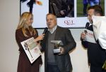 Amsterdam 11 december 2025
Eerste dag van de Masters expo in de RAI. Dick Advocaat krijgt prijs uit handen van Wendy v Dijk en Najib Amhali