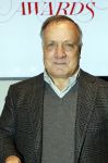 Amsterdam 11 december 2025
Eerste dag van de Masters expo in de RAI. Dick Advocaat krijgt prijs uit handen van Wendy v Dijk en Najib Amhali