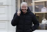Amsterdam 22 december 2025
Dreis Roelvink bellend op de pc hooftstraat