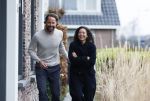 Ilpendam 15 december 2025
De eerste foto's van Fajah Lourens met haar nieuwe vriend Coen bij haar huis .