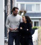 Ilpendam 15 december 2025
De eerste foto's van Fajah Lourens met haar nieuwe vriend Coen bij haar huis .