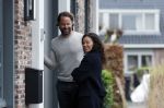Ilpendam 15 december 2025
De eerste foto's van Fajah Lourens met haar nieuwe vriend Coen bij haar huis .