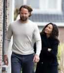 Ilpendam 15 december 2025
De eerste foto's van Fajah Lourens met haar nieuwe vriend Coen bij haar huis .