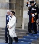 Amsterdam 11 december 2025
 Koning Willem-Alexander en koningin Maxima verwelkomende president van Finland Alexander Stubb met zijn echtgenote Suzanne Innes-Stubb op de Dam op de eerste dag van een tweedaags staatsbezoek aan Nederland. Femke Halsema en Jan v Zanen