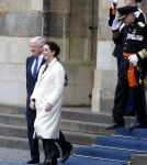 Amsterdam 11 december 2025
 Koning Willem-Alexander en koningin Maxima verwelkomende president van Finland Alexander Stubb met zijn echtgenote Suzanne Innes-Stubb op de Dam op de eerste dag van een tweedaags staatsbezoek aan Nederland. Femke Halsema en Jan v Zanen