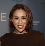 Bussum 8 december 2025
Premiere theatwershow Voor Altijd van Yves Berendse in t Spant. Glennis Grace kwam met haar vriend Eddy Reijner