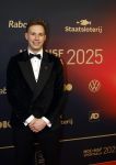 Papendal 17 december 2025
Sportgala waar oa de sportman en sportvrouw van het jaar gekozen worden . Harrie Lavreysen werd voor de tweede keer achter elkaar gekozen tot sportman van het jaar . Harrie kwam met zijn beste vrienden