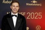 Papendal 17 december 2025
Sportgala waar oa de sportman en sportvrouw van het jaar gekozen worden . Harrie Lavreysen werd voor de tweede keer achter elkaar gekozen tot sportman van het jaar . Harrie kwam met zijn beste vrienden