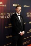 Papendal 17 december 2025
Sportgala waar oa de sportman en sportvrouw van het jaar gekozen worden . Harrie Lavreysen