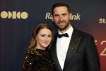 Papendal 17 december 2025
Sportgala waar oa de sportman en sportvrouw van het jaar gekozen worden . Hugo Haak met partner