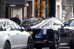 Amsterdam 29 december 2025
Jaap v Zweden is zijn electrische Rolls Royce .