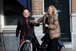 Amsterdam 22 december 2025
Jaap v Zweden en zijn vrouw Aaltje op straat in Amsterdam zuid.