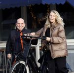 Amsterdam 22 december 2025
Jaap v Zweden en zijn vrouw Aaltje op straat in Amsterdam zuid.