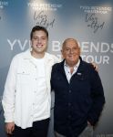 Bussum 8 december 2025
Premiere theatwershow Voor Altijd van Yves Berendse in t Spant. jack v Gelder kwam met zijn kleinzoon