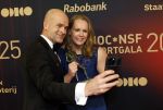 Papendal 17 december 2025
Sportgala waar oa de sportman en sportvrouw van het jaar gekozen worden . Sportvrouw v h jaar Jessica Schilder
