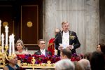 Amsterdam 11 december 2025
 Koning Willem-Alexander en koningin Maxima verwelkomen de president van Finland Alexander Stubb met zijn echtgenote Suzanne Innes-Stubb op de Dam op de eerste dag van een tweedaags staatsbezoek aan Nederland. s Avonds was het staatsbanket waar ook Prinses Amlia aanwezig was.