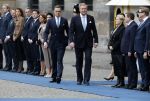 Amsterdam 11 december 2025
 Koning Willem-Alexander en koningin Maxima verwelkomende president van Finland Alexander Stubb met zijn echtgenote Suzanne Innes-Stubb op de Dam op de eerste dag van een tweedaags staatsbezoek aan Nederland