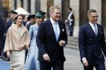 Amsterdam 11 december 2025
 Koning Willem-Alexander en koningin Maxima verwelkomende president van Finland Alexander Stubb met zijn echtgenote Suzanne Innes-Stubb op de Dam op de eerste dag van een tweedaags staatsbezoek aan Nederland