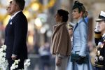 Amsterdam 11 december 2025
 Koning Willem-Alexander en koningin Maxima verwelkomende president van Finland Alexander Stubb met zijn echtgenote Suzanne Innes-Stubb op de Dam op de eerste dag van een tweedaags staatsbezoek aan Nederland