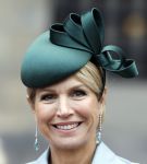 Amsterdam 11 december 2025
 Koning Willem-Alexander en koningin Maxima verwelkomende president van Finland Alexander Stubb met zijn echtgenote Suzanne Innes-Stubb op de Dam op de eerste dag van een tweedaags staatsbezoek aan Nederland