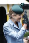 Amsterdam 11 december 2025
 Koning Willem-Alexander en koningin Maxima verwelkomende president van Finland Alexander Stubb met zijn echtgenote Suzanne Innes-Stubb op de Dam op de eerste dag van een tweedaags staatsbezoek aan Nederland