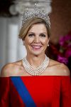 Amsterdam 11 december 2025
 Koning Willem-Alexander en koningin Maxima verwelkomen de president van Finland Alexander Stubb met zijn echtgenote Suzanne Innes-Stubb op de Dam op de eerste dag van een tweedaags staatsbezoek aan Nederland. s Avonds was het staatsbanket waar ook Prinses Amlia aanwezig was.