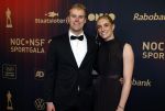 Papendal 17 december 2025
Sportgala waar oa de sportman en sportvrouw van het jaar gekozen worden . Marrit Steenbergen