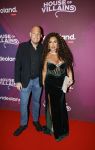 Amsterdam 15 december 2025
Presentatie cast House Villains bij het Tobacco theater . Aanwezig Soundos Ayleem Bella Djamilla Celina King Faisel Malgasio Terror Jaap Ruud Benard Rene Spoelstra en Michella Kox . Michella Kox kwam met haar vriend Danny