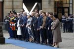 Amsterdam 11 december 2025
 Koning Willem-Alexander en koningin Maxima verwelkomende president van Finland Alexander Stubb met zijn echtgenote Suzanne Innes-Stubb op de Dam op de eerste dag van een tweedaags staatsbezoek aan Nederland. Ministers