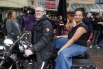 Amsterdam 8 december 2025
Presentatie cast We Will Rock you . Albert Verlinde is de producent.
Cast Naima Bayo, Luuk Haaze, Brecht van Arnhem, Magtel de Laat, Lucas Hamming en Nyassa Alberta