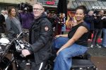 Amsterdam 8 december 2025
Presentatie cast We Will Rock you . Albert Verlinde is de producent.
Cast Naima Bayo, Luuk Haaze, Brecht van Arnhem, Magtel de Laat, Lucas Hamming en Nyassa Alberta