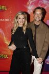 Amsterdam 7 december 2025
Premiere Juf Braaksel in Pathe Noord . Nicolette v Dam en haar man Bas Smit