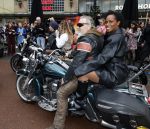 Amsterdam 8 december 2025
Presentatie cast We Will Rock you . Albert Verlinde is de producent.
Cast Naima Bayo, Luuk Haaze, Brecht van Arnhem, Magtel de Laat, Lucas Hamming en Nyassa Alberta