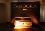 Amsterdam 17 december 2024
Presentatie Pandora wat gepresenteerd wordt door Ruben Nicolai . Presentatie was in Felix Meritis.