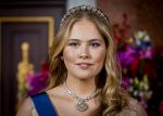 Amsterdam 11 december 2025
 Koning Willem-Alexander en koningin Maxima verwelkomen de president van Finland Alexander Stubb met zijn echtgenote Suzanne Innes-Stubb op de Dam op de eerste dag van een tweedaags staatsbezoek aan Nederland. s Avonds was het staatsbanket waar ook Prinses Amlia aanwezig was.