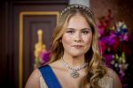 Amsterdam 11 december 2025
 Koning Willem-Alexander en koningin Maxima verwelkomen de president van Finland Alexander Stubb met zijn echtgenote Suzanne Innes-Stubb op de Dam op de eerste dag van een tweedaags staatsbezoek aan Nederland. s Avonds was het staatsbanket waar ook Prinses Amlia aanwezig was.