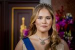Amsterdam 11 december 2025
 Koning Willem-Alexander en koningin Maxima verwelkomen de president van Finland Alexander Stubb met zijn echtgenote Suzanne Innes-Stubb op de Dam op de eerste dag van een tweedaags staatsbezoek aan Nederland. s Avonds was het staatsbanket waar ook Prinses Amlia aanwezig was.