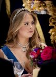Amsterdam 11 december 2025
 Koning Willem-Alexander en koningin Maxima verwelkomen de president van Finland Alexander Stubb met zijn echtgenote Suzanne Innes-Stubb op de Dam op de eerste dag van een tweedaags staatsbezoek aan Nederland. s Avonds was het staatsbanket waar ook Prinses Amlia aanwezig was.