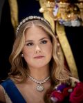 Amsterdam 11 december 2025
 Koning Willem-Alexander en koningin Maxima verwelkomen de president van Finland Alexander Stubb met zijn echtgenote Suzanne Innes-Stubb op de Dam op de eerste dag van een tweedaags staatsbezoek aan Nederland. s Avonds was het staatsbanket waar ook Prinses Amlia aanwezig was.