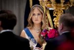 Amsterdam 11 december 2025
 Koning Willem-Alexander en koningin Maxima verwelkomen de president van Finland Alexander Stubb met zijn echtgenote Suzanne Innes-Stubb op de Dam op de eerste dag van een tweedaags staatsbezoek aan Nederland. s Avonds was het staatsbanket waar ook Prinses Amlia aanwezig was.