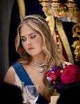 Amsterdam 11 december 2025
 Koning Willem-Alexander en koningin Maxima verwelkomen de president van Finland Alexander Stubb met zijn echtgenote Suzanne Innes-Stubb op de Dam op de eerste dag van een tweedaags staatsbezoek aan Nederland. s Avonds was het staatsbanket waar ook Prinses Amlia aanwezig was.