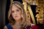 Amsterdam 11 december 2025
 Koning Willem-Alexander en koningin Maxima verwelkomen de president van Finland Alexander Stubb met zijn echtgenote Suzanne Innes-Stubb op de Dam op de eerste dag van een tweedaags staatsbezoek aan Nederland. s Avonds was het staatsbanket waar ook Prinses Amlia aanwezig was.