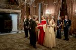 Amsterdam 11 december 2025
 Koning Willem-Alexander en koningin Maxima verwelkomen de president van Finland Alexander Stubb met zijn echtgenote Suzanne Innes-Stubb op de Dam op de eerste dag van een tweedaags staatsbezoek aan Nederland. s Avonds was het staatsbanket waar ook Prinses Amlia aanwezig was.